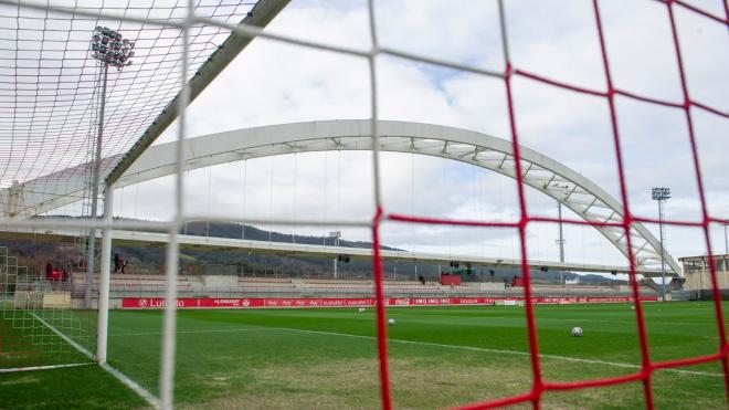 El viejo arco de San Mamés vigila en Lezama (Foto: Athletic Club).