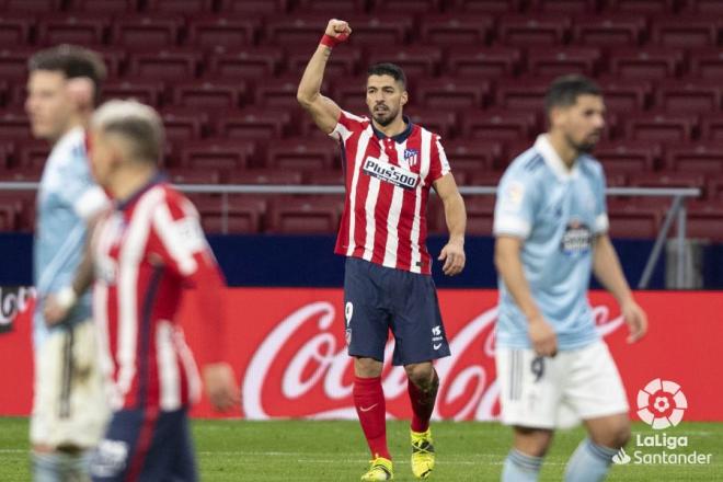 Luis Suárez celebra su segundo gol en el Atleti-Celta (Foto: LaLiga).