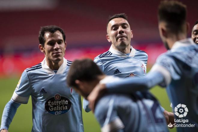 Aspas y Solari celebran el gol de Ferreyra al Atleti (Foto: LaLiga).