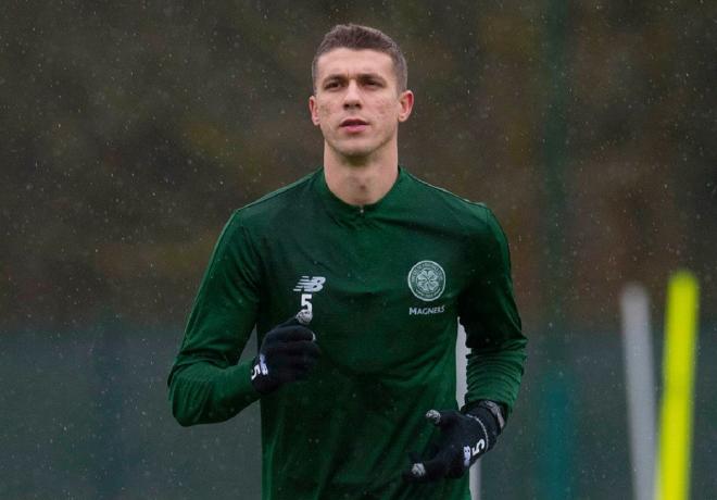 Jozo Simunovic, en su etapa en el Celtic (Foto: @CelticFC).