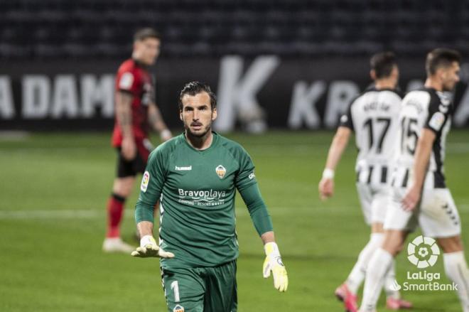 Álvaro Campos con el CD Castellón (Foto: LaLiga)