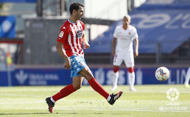 Carlos Pita, durante un partido del Lugo (Foto: LaLiga).