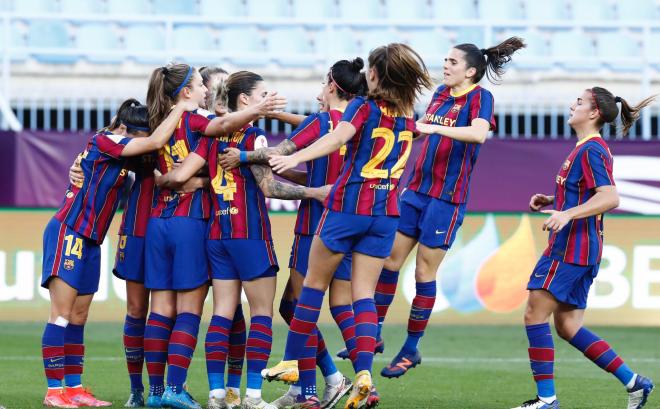 Las jugadoras del Barça celebran uno de los goles (Foto: RFEF).