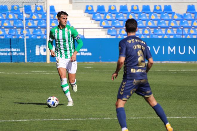 Imagen del partido entre el Ucam Murcia y el Betis Deportivo (Foto: RBB).