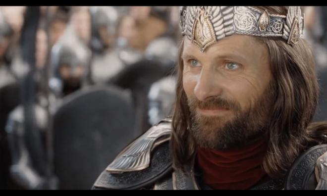 Aragorn es coronado rey de Gondor