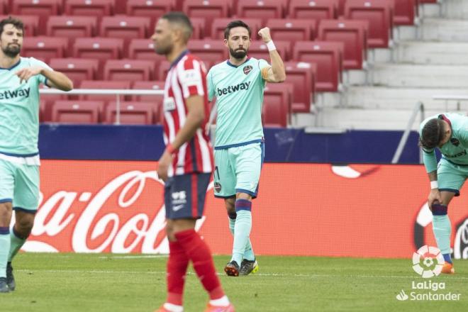 Morales celebra el primer gol. (Foto: LaLiga)