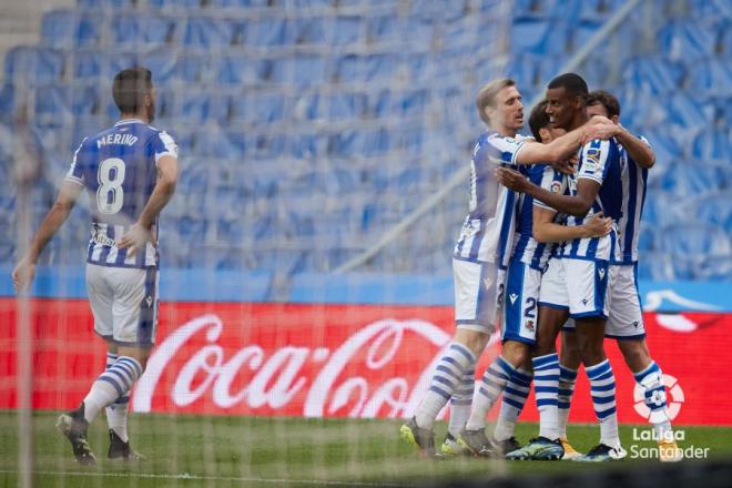 Isak celebra su segundo gol ante el Alavés (Foto: LaLiga).