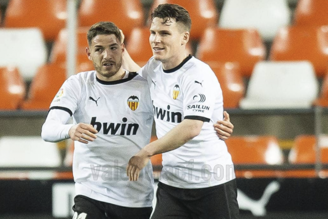 Vallejo y Gameiro en el Valencia-Celta (Foto: Valencia CF)