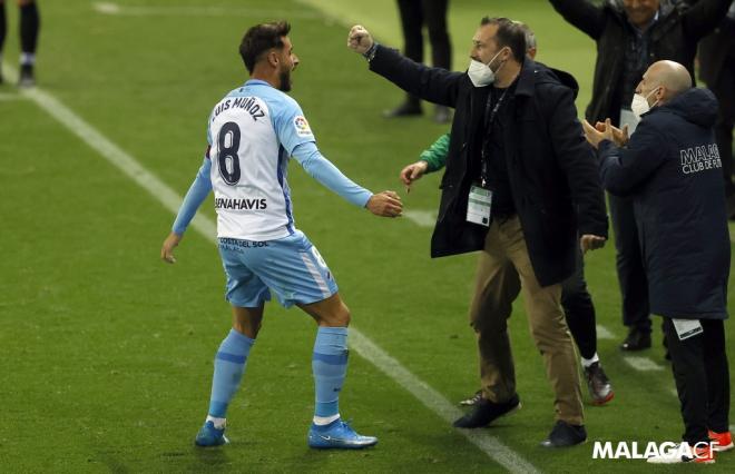 Luis Muñoz, festejando su gol ante el Rayo (Foto: Málaga CF).