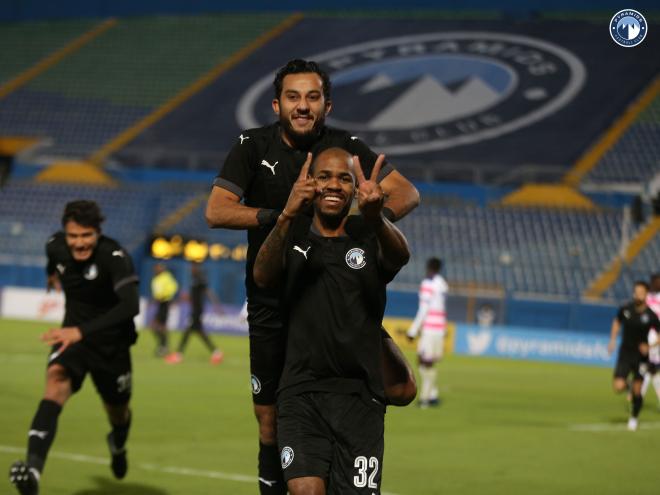 Diego Rolan celebra su tercer gol con el Pyramids (Foto: Pyramids FC).