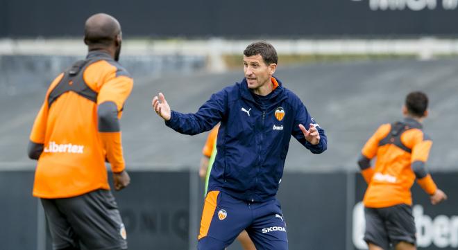 Gracia durante la sesión de entrenamiento (Foto: Valencia CF)