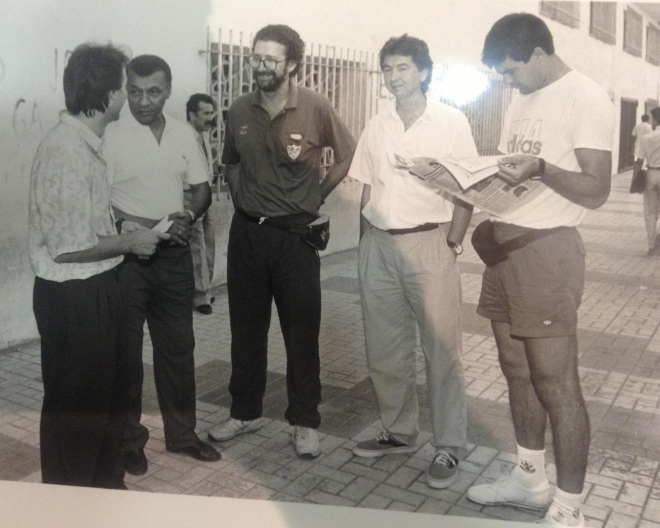 Con Pérez Frías, Ben Barek, Fernando Rosas y Txirri, en la antigua Rosaleda.