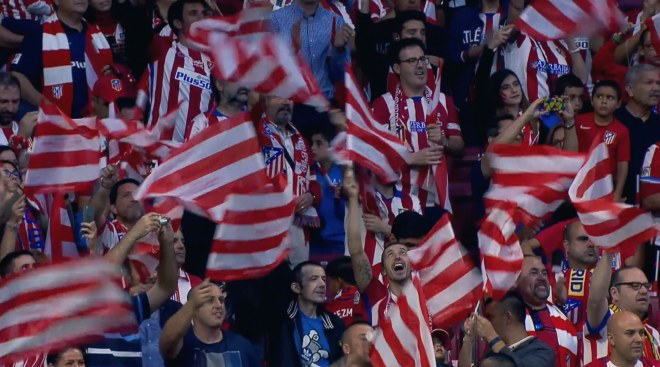 La afición del Atlético en el Metropolitano.