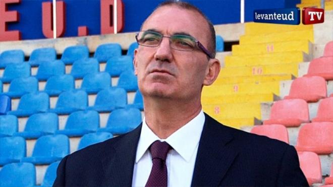 Vicente Latorre es tío de Toni Lato y uno de los emblemas del Levante UD en la década de los 80
