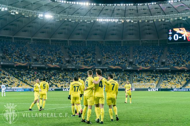 Los jugadores del Villarreal celebran la victoria ante el Dinamo Kiev (Foto; VCF).