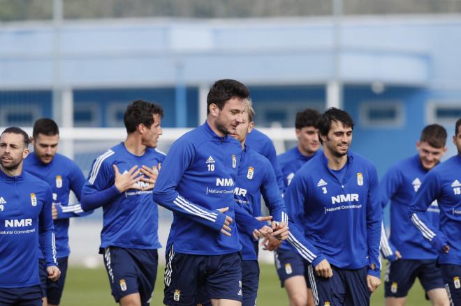 Entrenamiento del Real Oviedo con toda la plantilla (Foto: Real Oviedo)