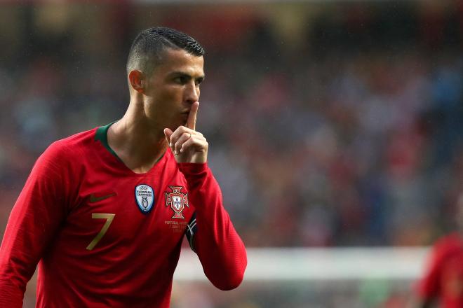 Cristiano Ronaldo celebra un gol con Portugal (Foto: Cordon Press).
