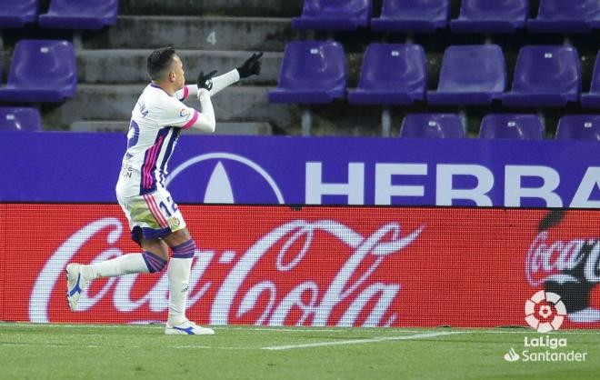 Orellana celebra su gol ante el Sevilla (foto: LaLiga).
