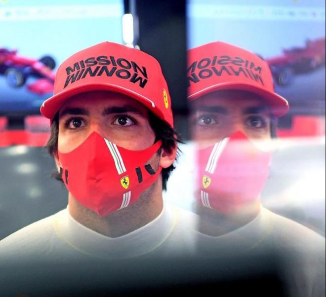 Carlos Sainz, durante los test de Baréin (Foto: Ferrari).