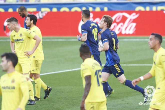 Álex Fernández, tras su gol al Villarreal (Foto: LaLiga).
