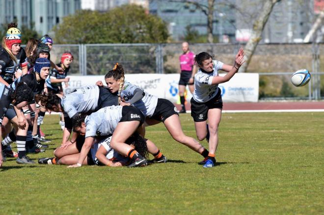 Un chute de autoestima para Les Abelles (Foto: Alberto Segade)