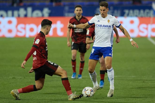 Álex Alegría, durante el Real Zaragoza-Mirandés (Foto: Dani Marzo).