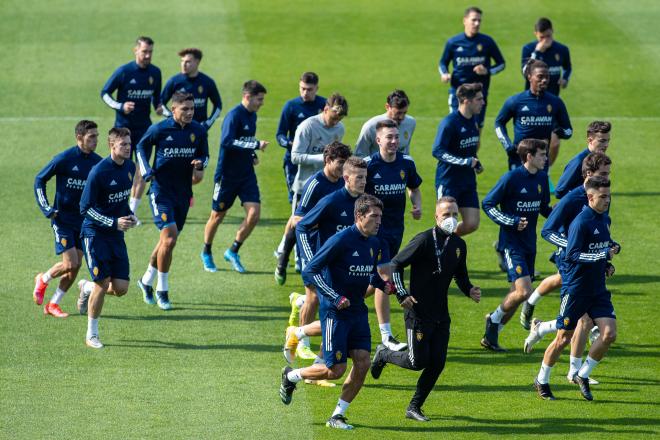 Imagen de un entrenamiento en La Romareda (Foto: Daniel Marzo).