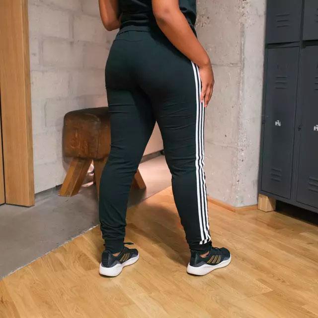 Pantalón de chándal para mujer Adidas de Decathlon