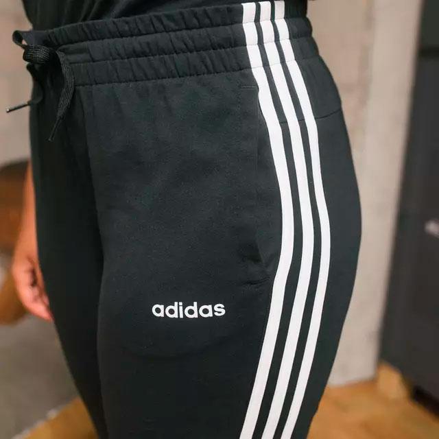 Pantalón de chándal para mujer Adidas de Decathlon