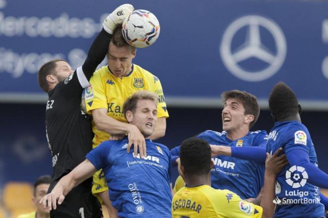 Carlos Hernández, en el Alcorcón-Real Oviedo (Foto: LaLiga).