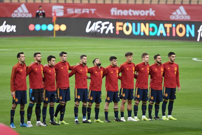 El once de España ante Kosovo en la clasificación UEFA para el Mundial (Foto: Kiko Hurtado).