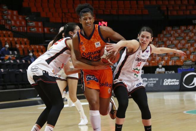 Valencia Basket arranca los cuartos de los playoffs en Lugo
