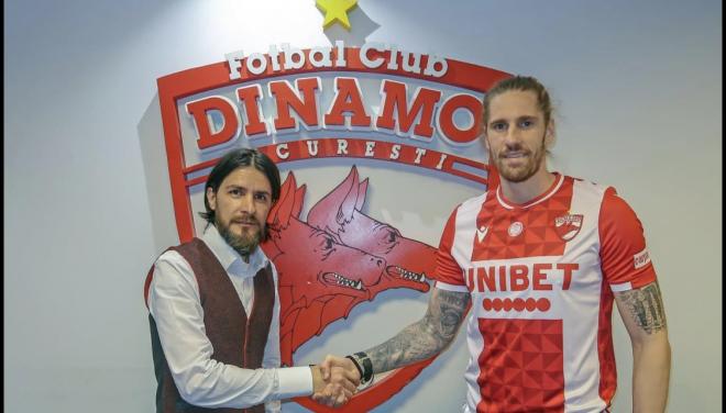 Albentosa, tras firmar por el Dinamo de Bucarest (Foto: Dinamo de Bucarest).