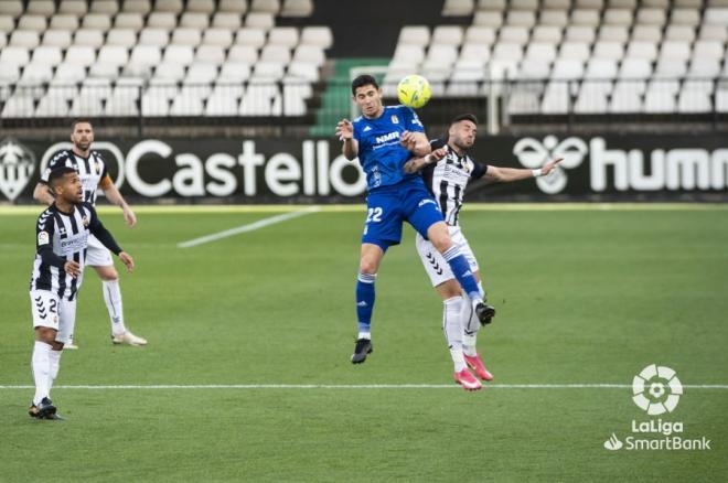 Blanco Leschuk, durante el Castellón-Real Oviedo (Foto: LaLiga).