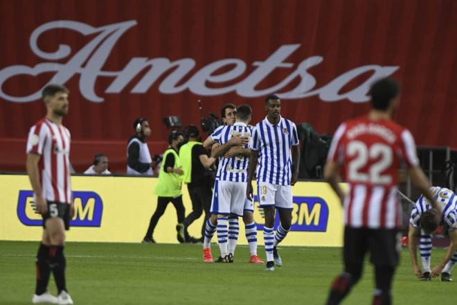 Gol de Mikel Oyarzabal en la final de Copa disputada en La Cartuja frente al Athletic (Foto: Kiko Hurtado).