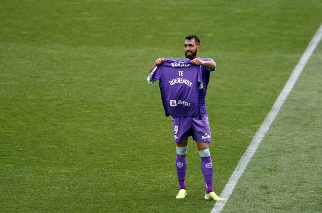 La dedicatoria de Borja Iglesias tras su gol en el Elche - Betis (Foto: LaLiga).