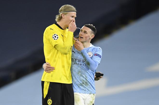 Foden, hablando con Haaland (Foto: EFE).