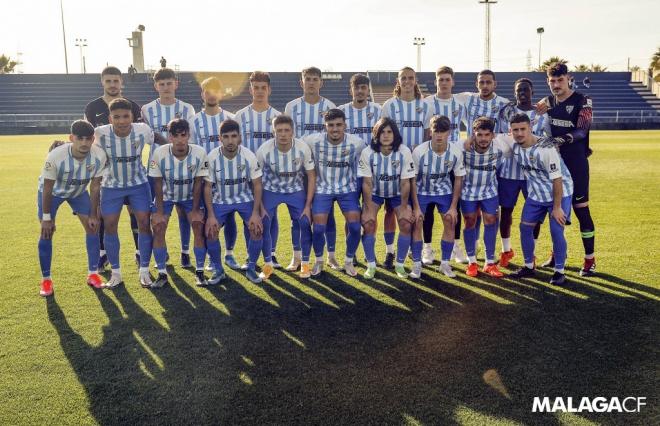 Plantilla del Juvenil A del Málaga CF con habituales del primer equipo (Foto: @Malagacf).