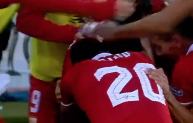 Iborra celebra uno de sus goles al Celta de Vigo con la camiseta del Sevilla.