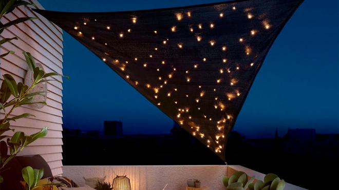 Toldo triangular con luces LED