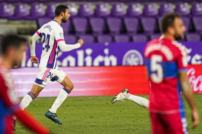 Joaquín Fernández, tras el gol del empate ante el Elche CF (Foto: Real Valladolid).