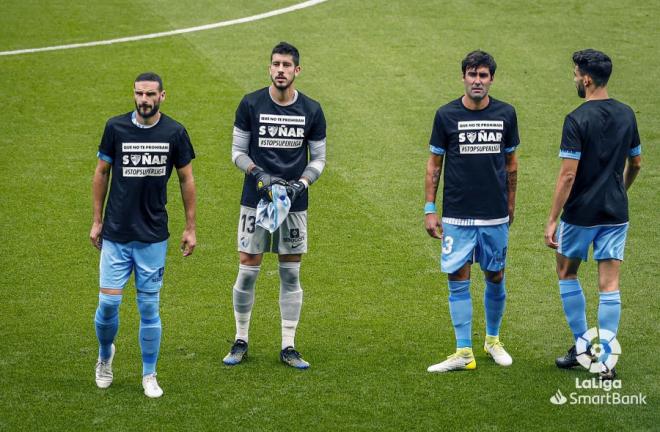 Escassi, Dani Barrio y Lombán, con camisetas contra la Superliga (Foto: LaLiga).