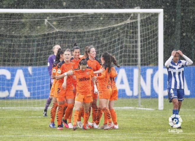VCF Femenino celebra un gol. (Foto: Valencia CF)