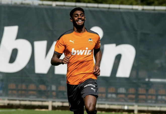 Correia en una sesión de entrenamiento (Foto: Valencia CF)