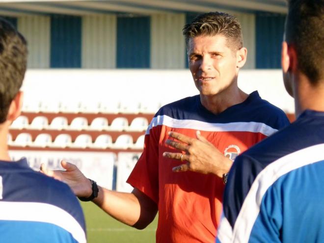 Fernando Porto, en su etapa en el Alhaurino (Foto: CD Alhaurino).