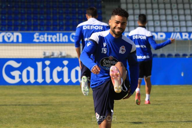 Raí Nascimiento entrenando con el Dépor en Abegondo (Foto: RCD).