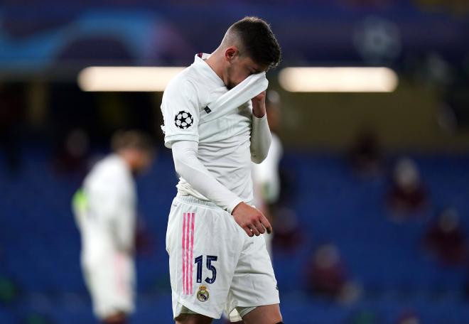 Fede Valverde se lamenta tras quedar eliminado el Real Madrid de la Champions (Foto: Cordon Press).