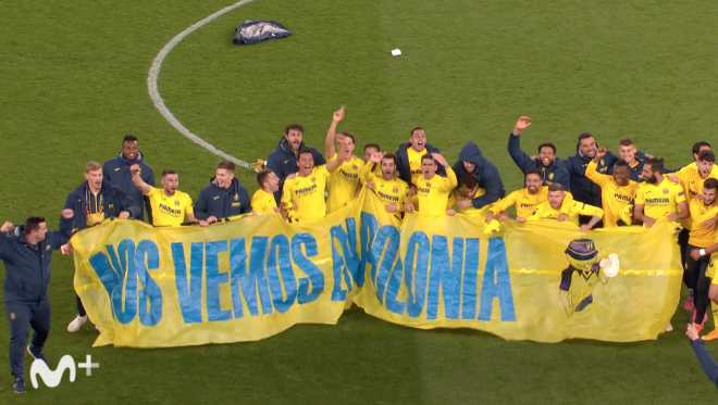 La plantilla del Villarreal celebra su pase a la final.