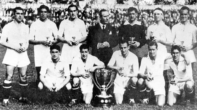 El Sevilla, campeón de liga en la temporada 1945/46.