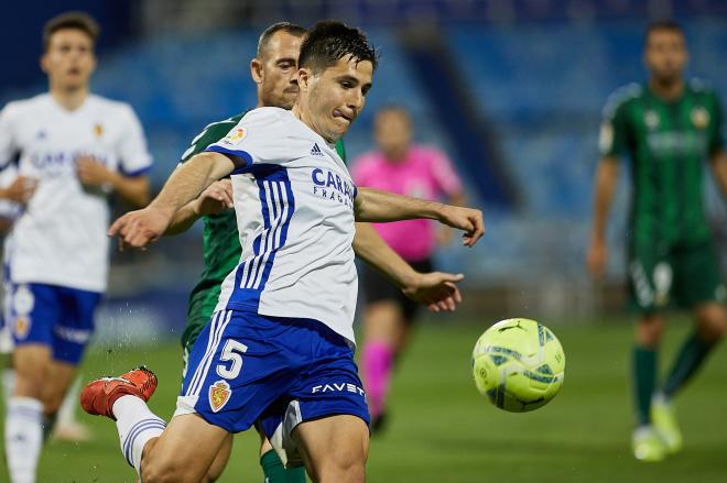 Tejero anotó un penalti en el Real Zaragoza-Castellón (Foto: Daniel Marzo). 